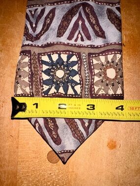 Venanzi tribal batik vintage tie like new